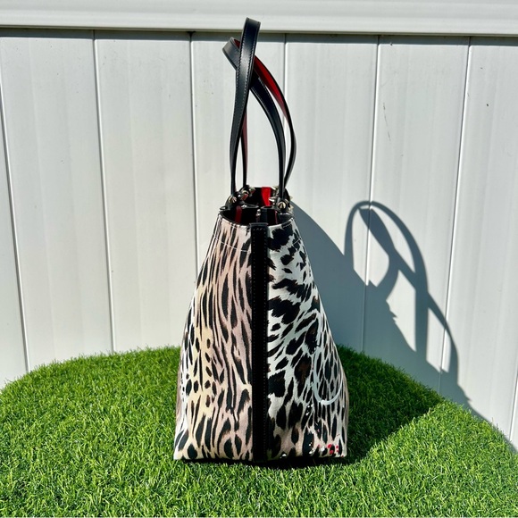 CHRISTIAN LOUBOUTIN CABATA GIGI PRINT CANVAS TOTE BAG LARGE SIGNATURE LOGO NEW - Picture 5 of 16